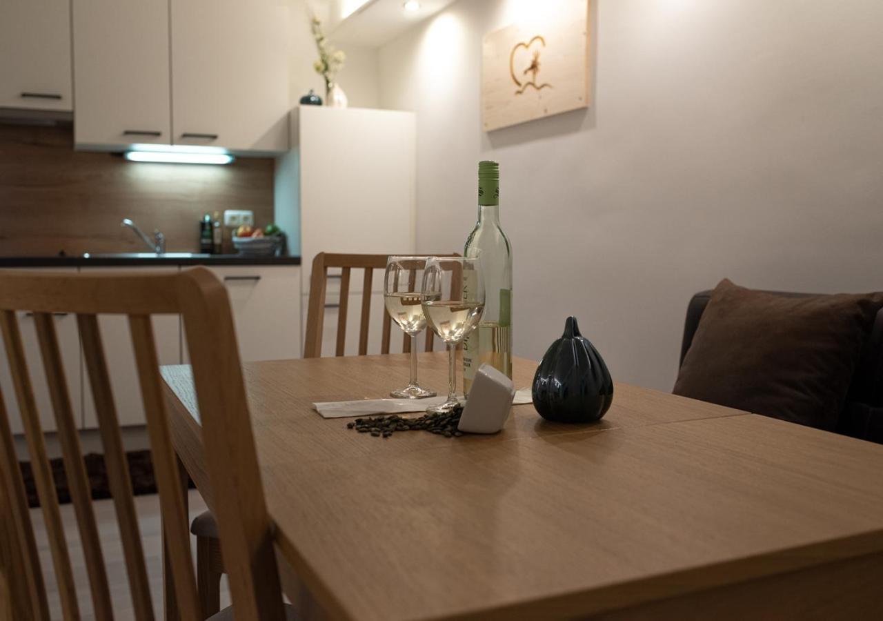 Claus Resch Appartements 루트스카치 외부 사진