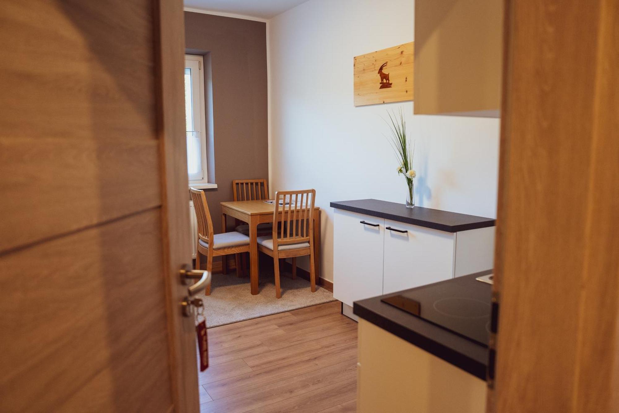 Claus Resch Appartements 루트스카치 외부 사진